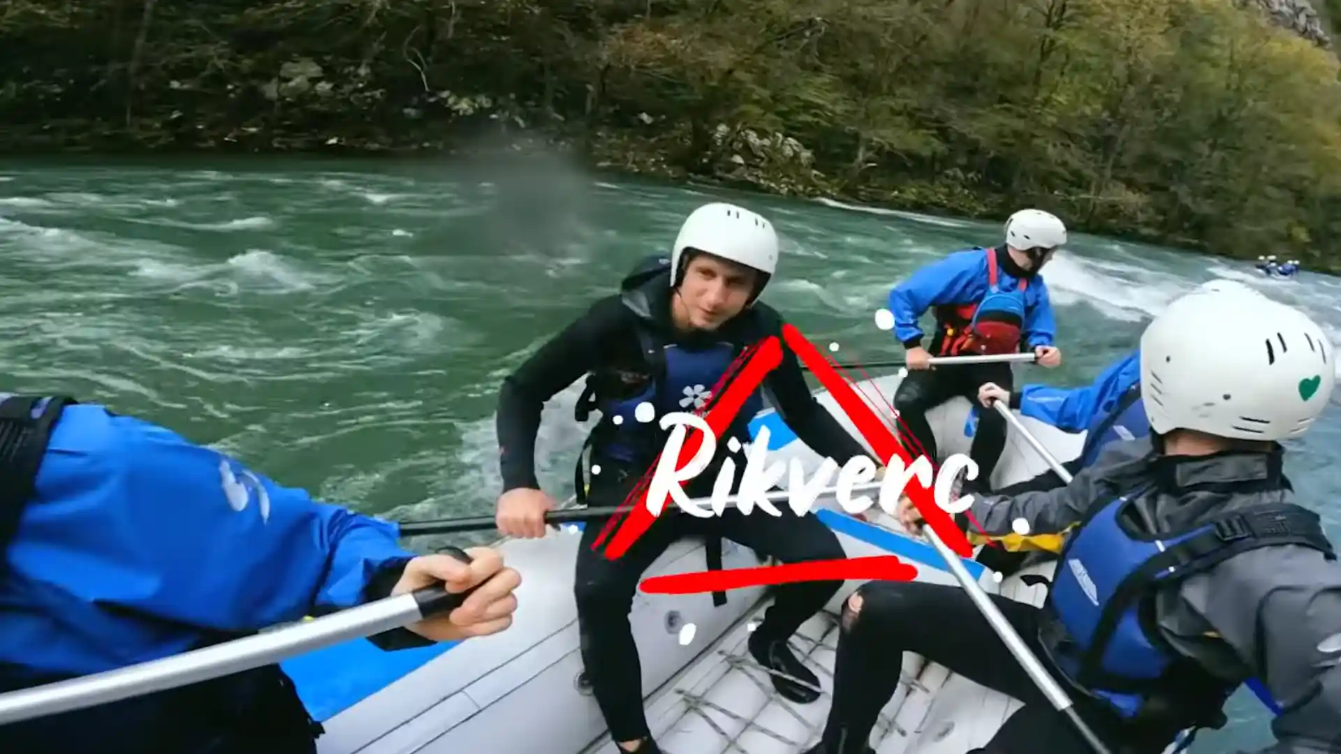 Adrenalin-Rafting auf der Una und Boot-Flip - Spaß in der Natur
